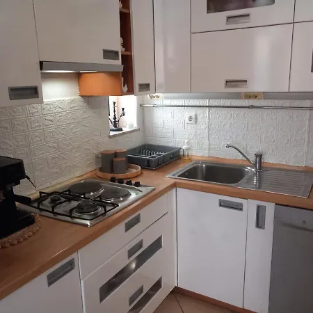 Apartment D&b *